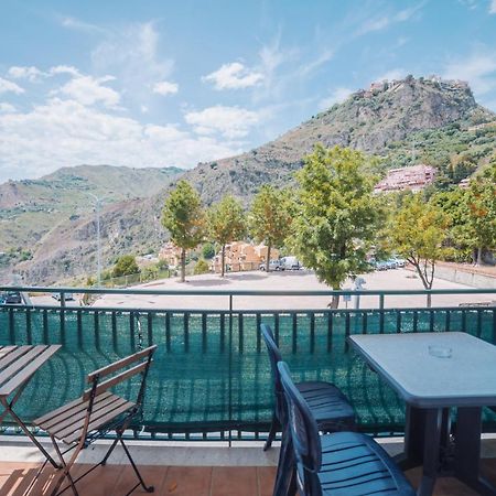 Taormina Casa Erika Family Apartment Екстер'єр фото