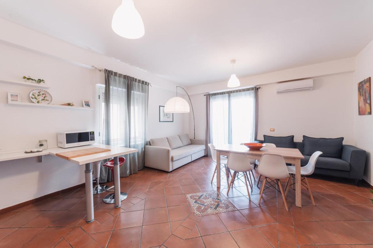 Taormina Casa Erika Family Apartment Екстер'єр фото