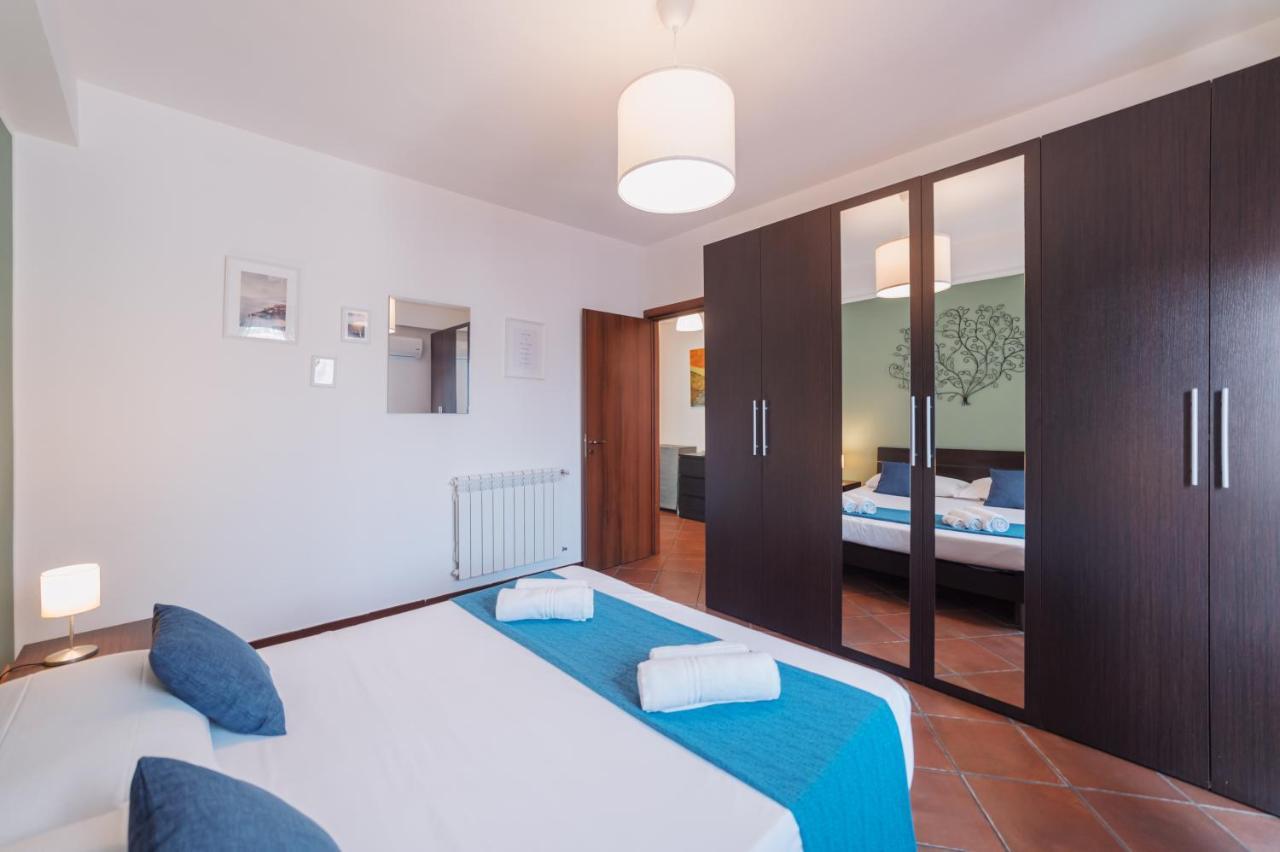 Taormina Casa Erika Family Apartment Екстер'єр фото
